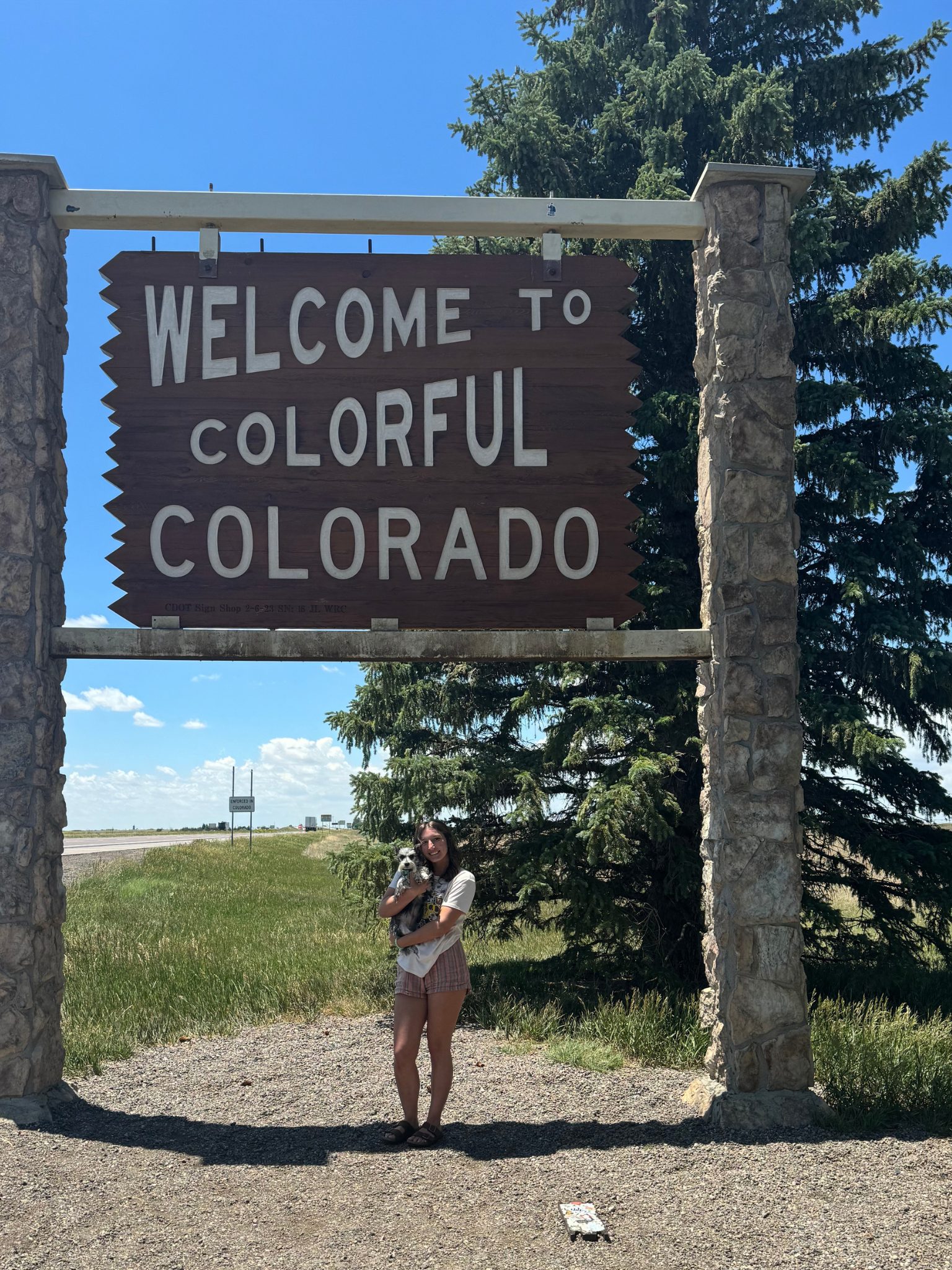 Gracie and Lyla Colorado State Sign Welcome